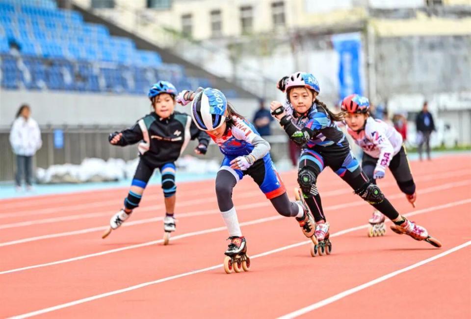 力冲刺的要, com, 都目光如炬